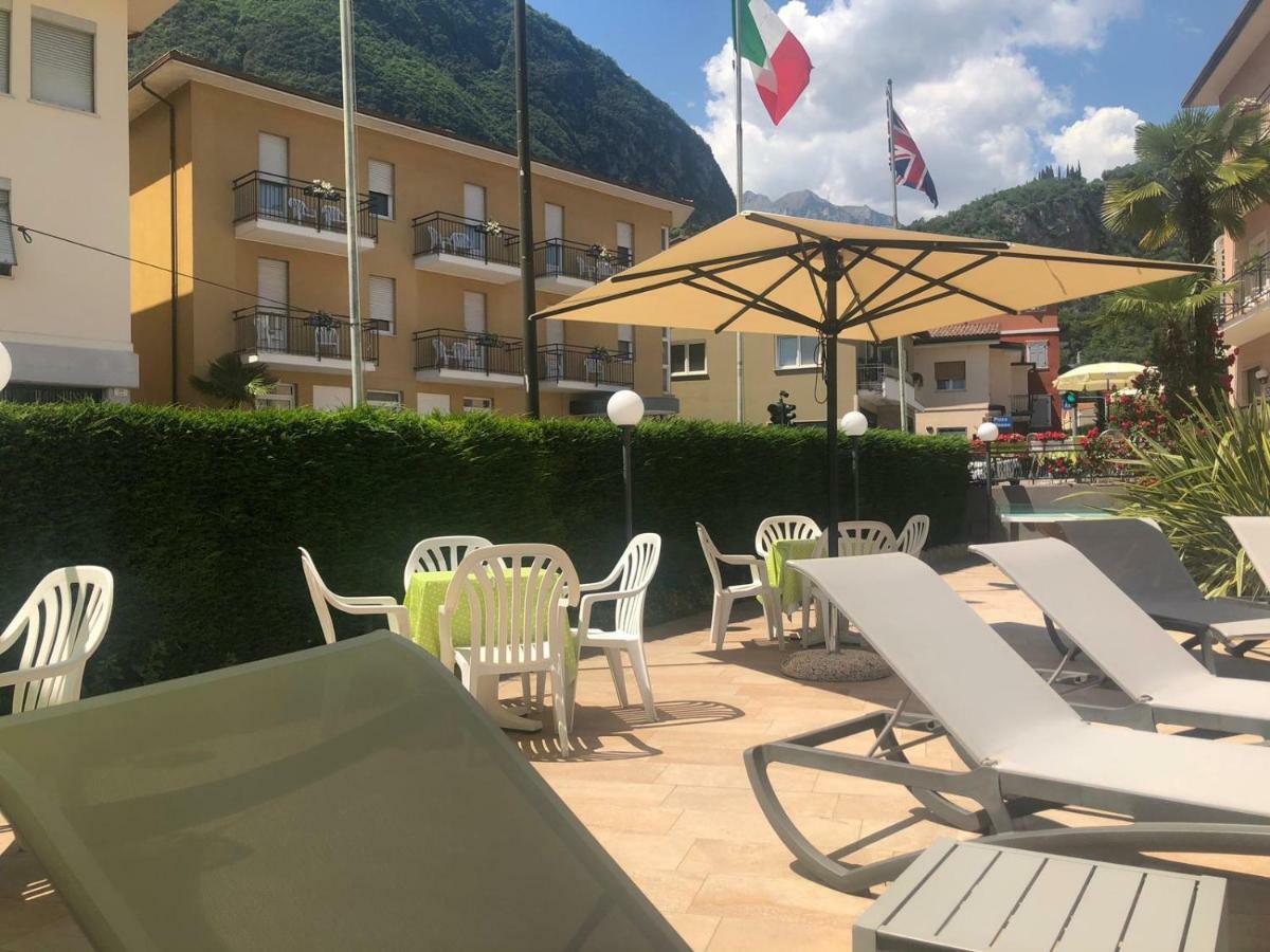 Hotel Alberello Riva del Garda Ngoại thất bức ảnh