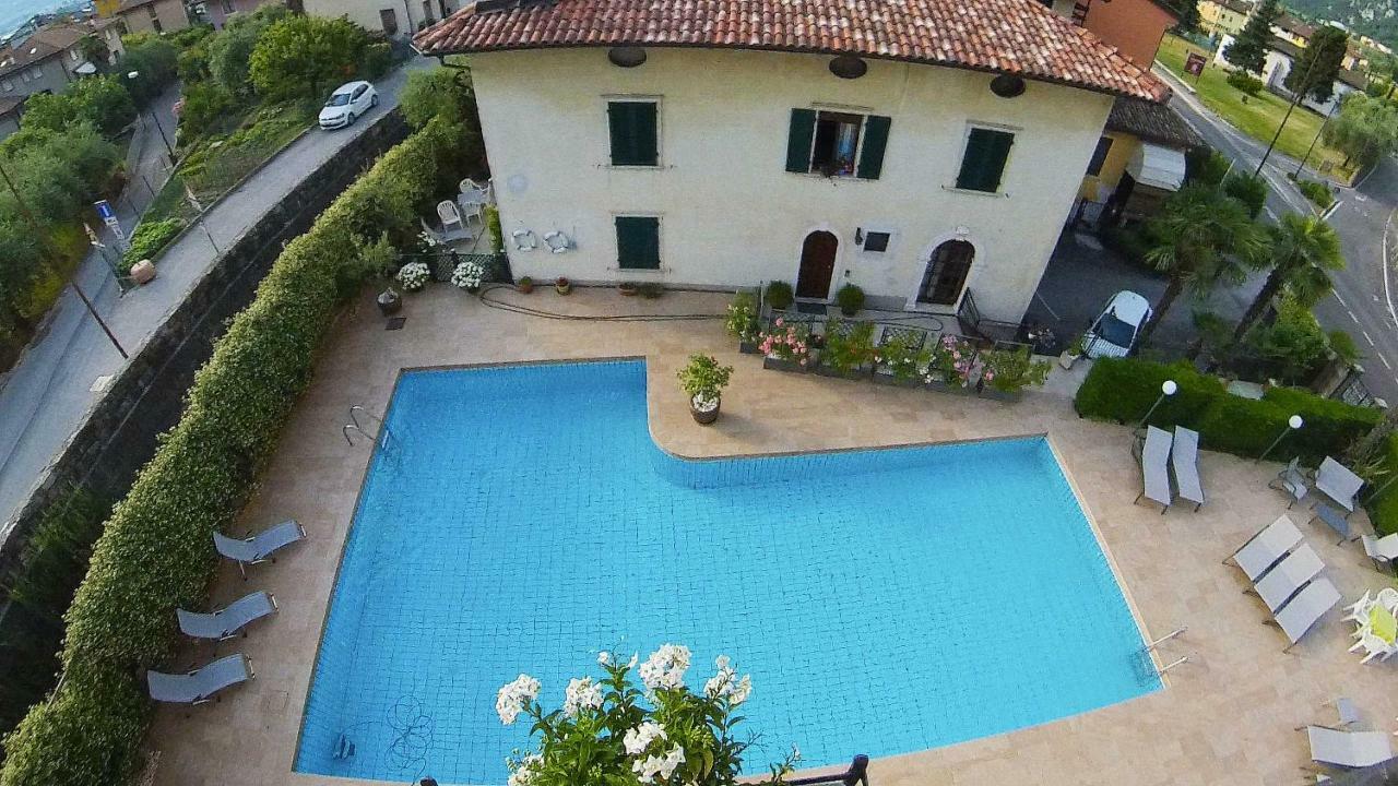 Hotel Alberello Riva del Garda Ngoại thất bức ảnh