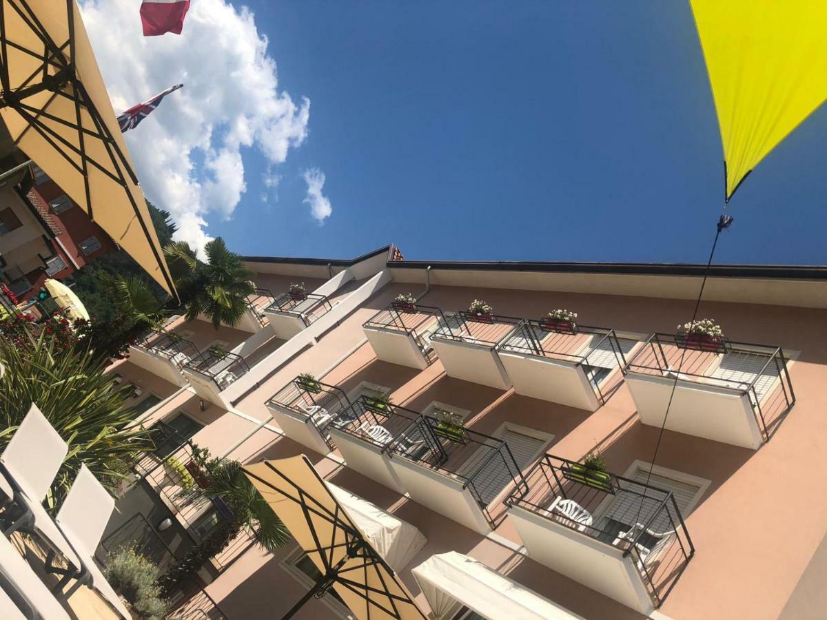 Hotel Alberello Riva del Garda Ngoại thất bức ảnh